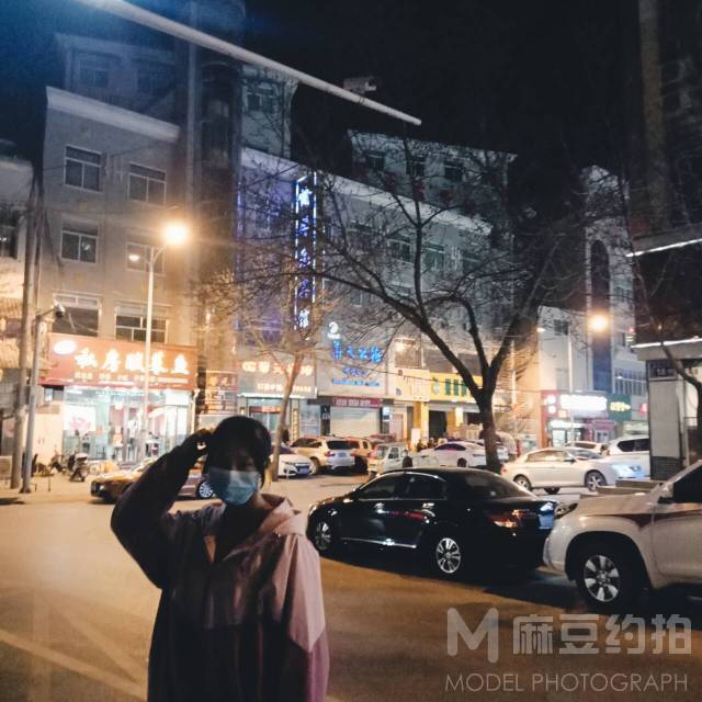 夜景模特