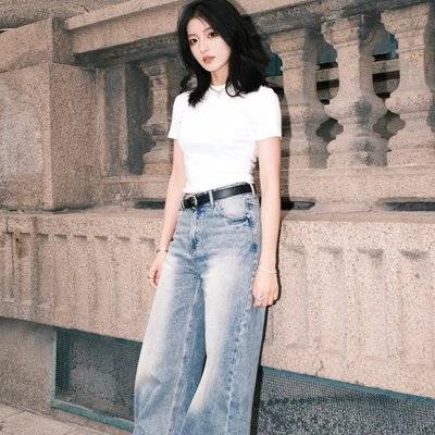 宝丽来模特