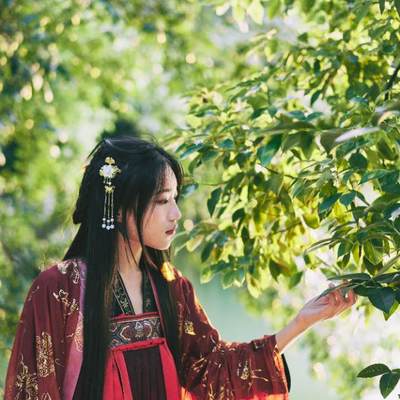 汉服模特