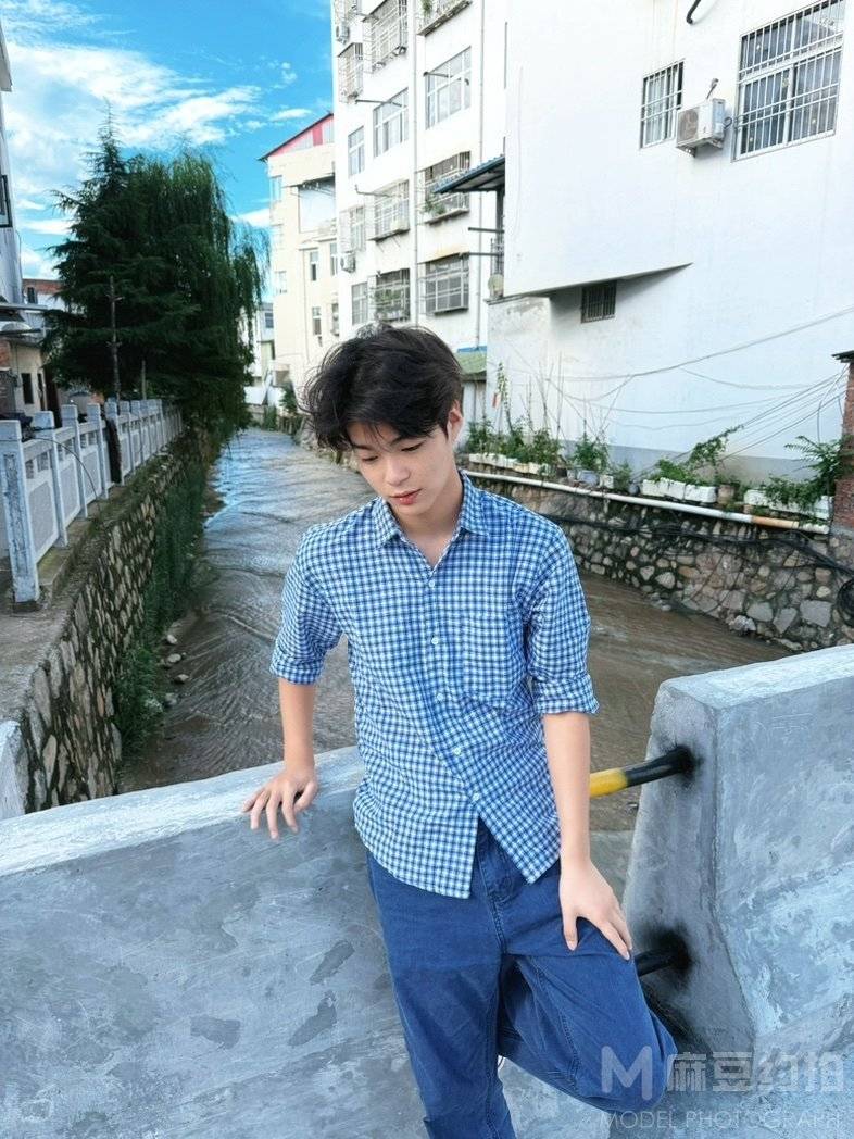 校园模特