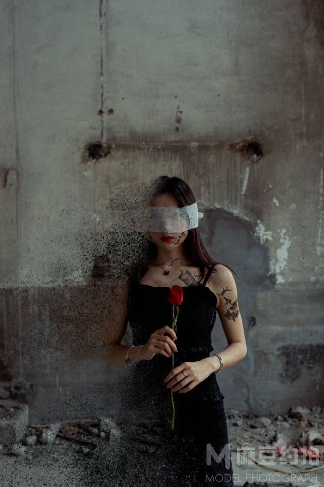暗黑模特