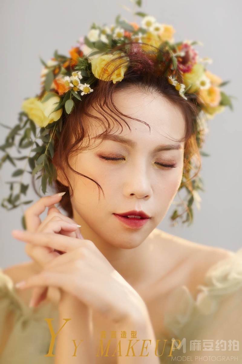 妆容模特