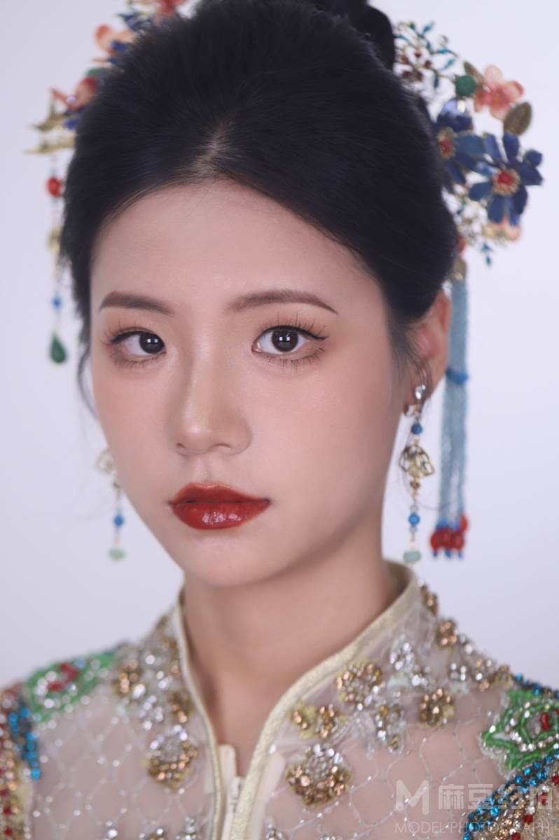 妆容模特