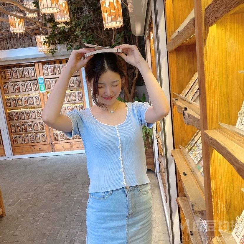 清新模特