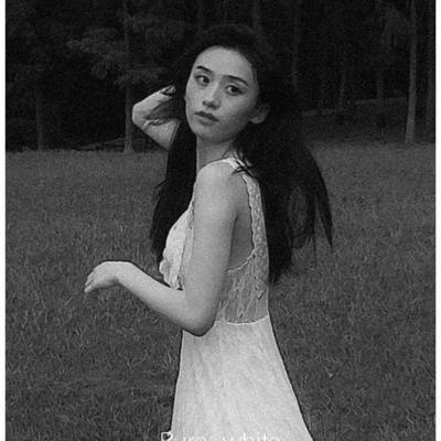 黑白模特