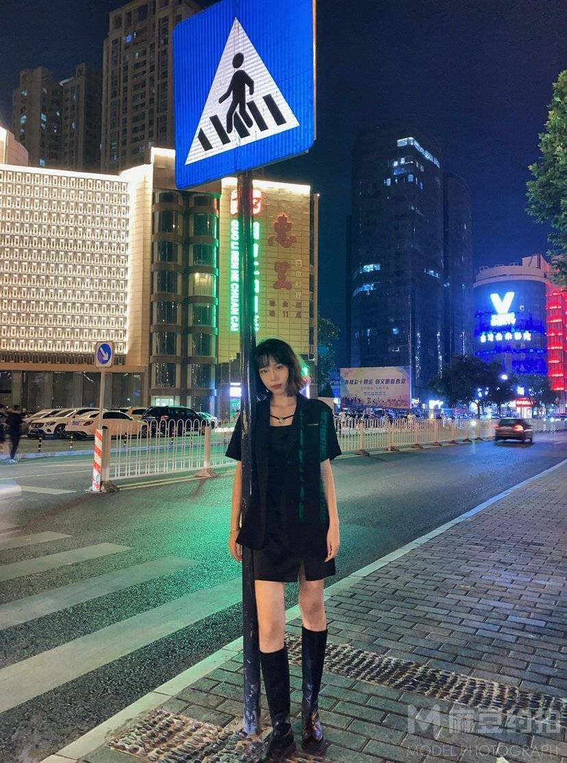 校园模特
