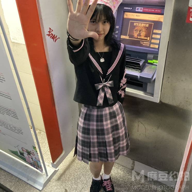 校园模特