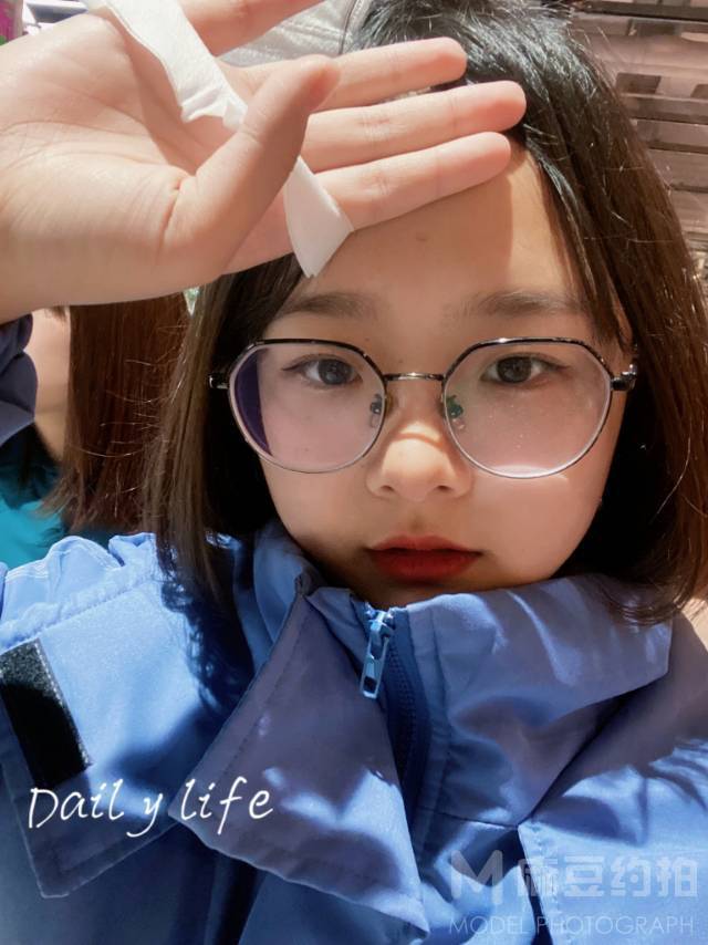 校园模特