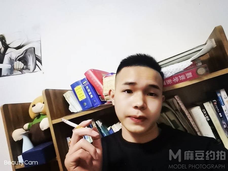 胶片模特