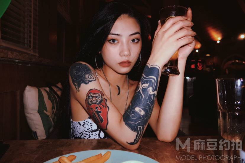 暗黑模特