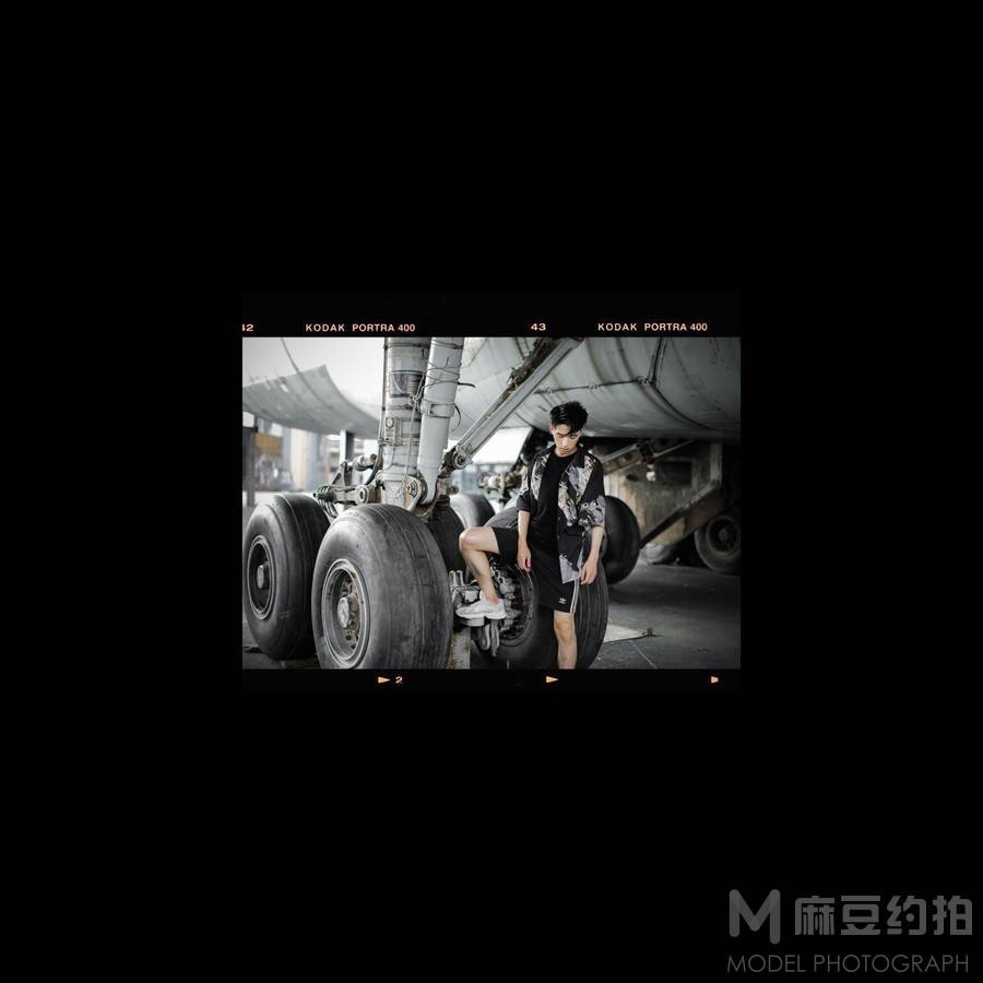情绪模特