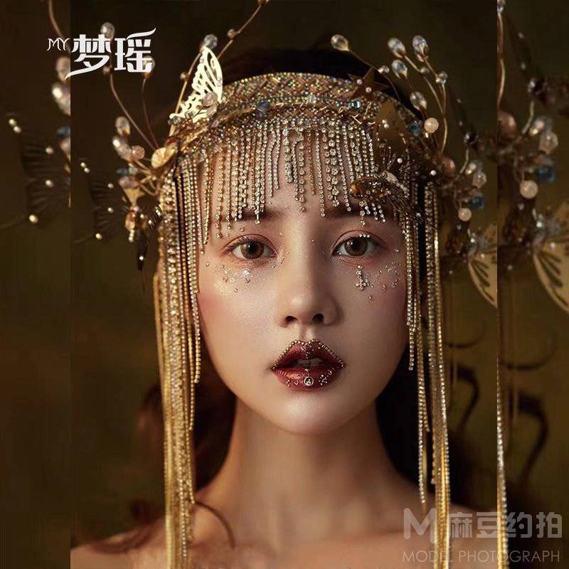 妆容模特