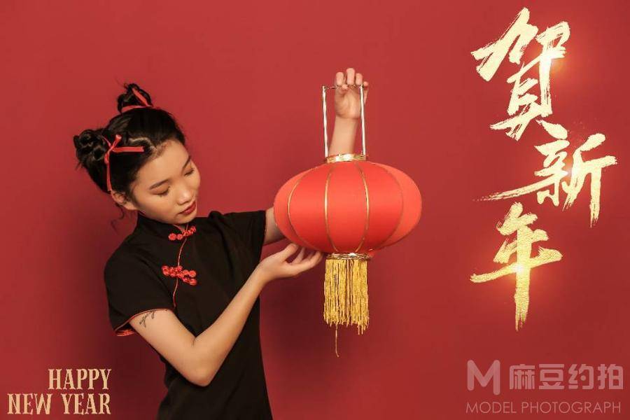 情绪模特