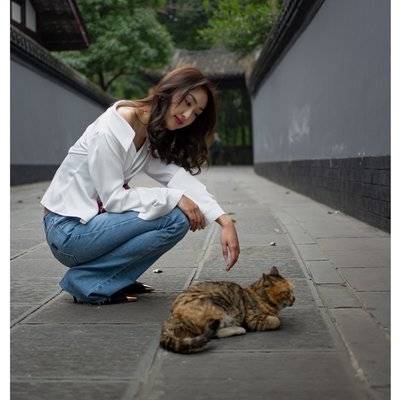 黑白模特