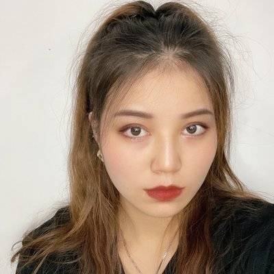 黑白模特