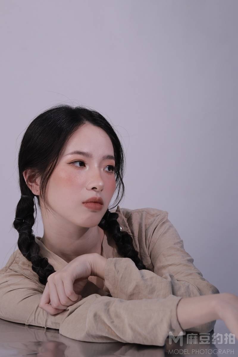 妆容模特