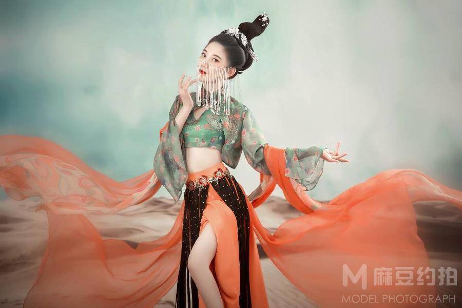 妆容模特