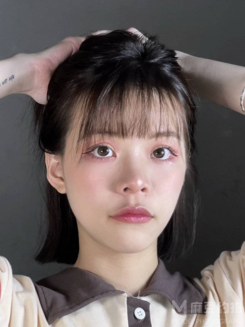 妆容模特