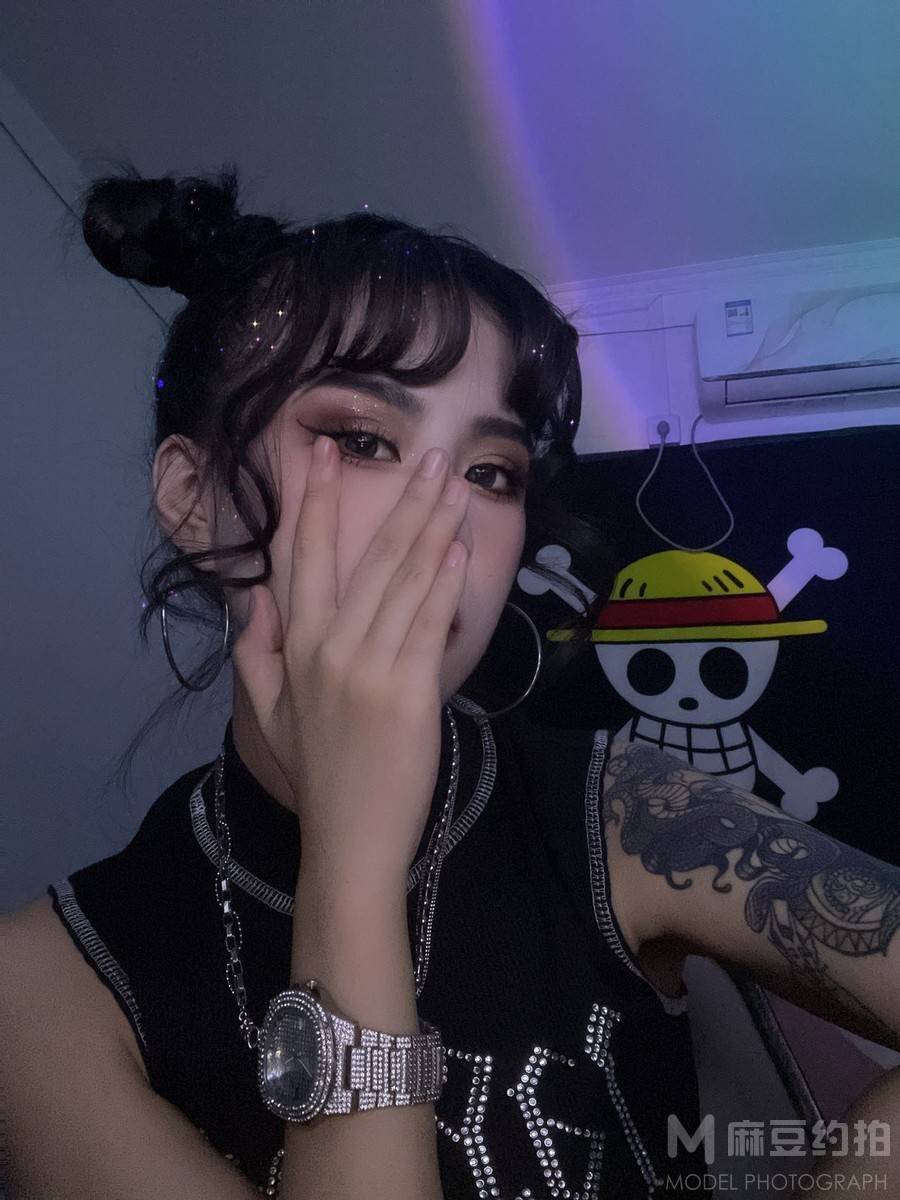 暗黑模特