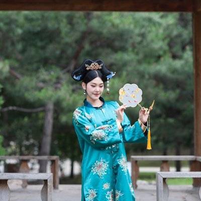 汉服模特