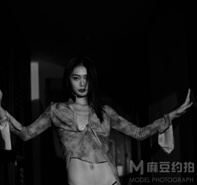 宝丽来模特