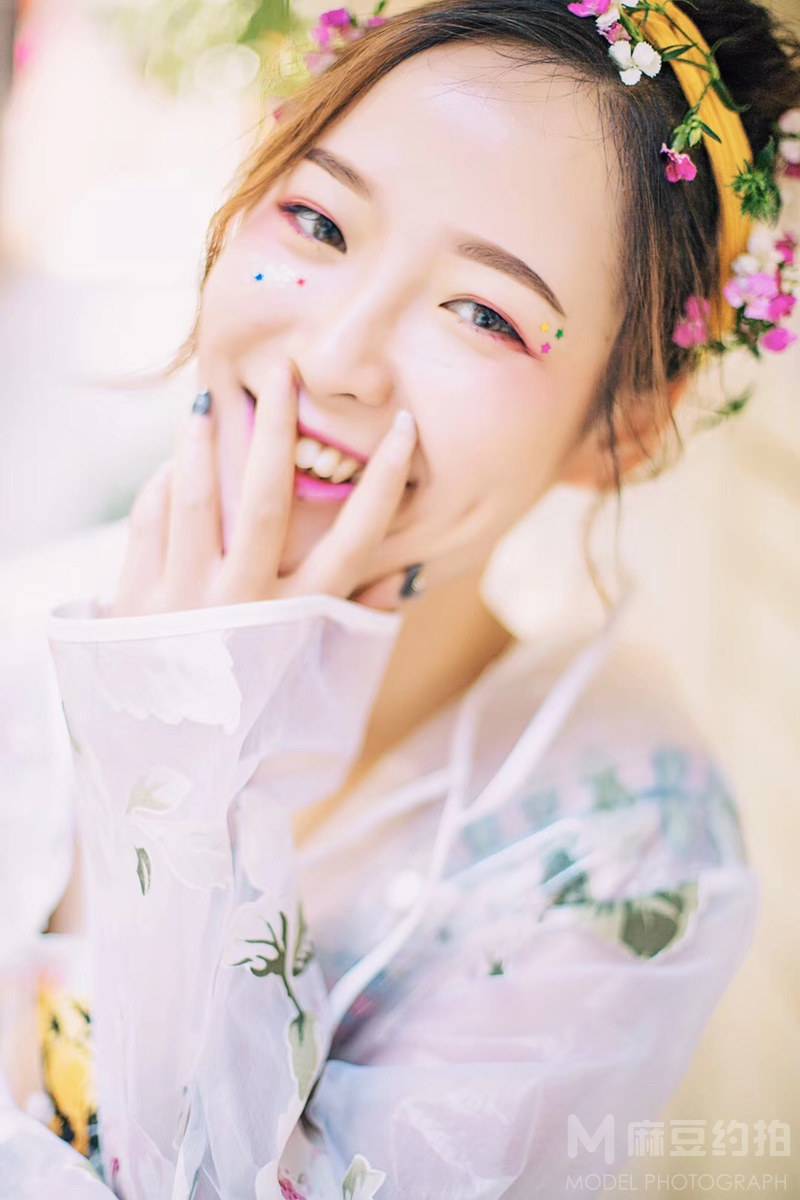 清新模特