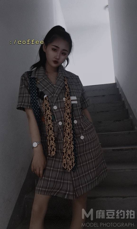 妆容模特