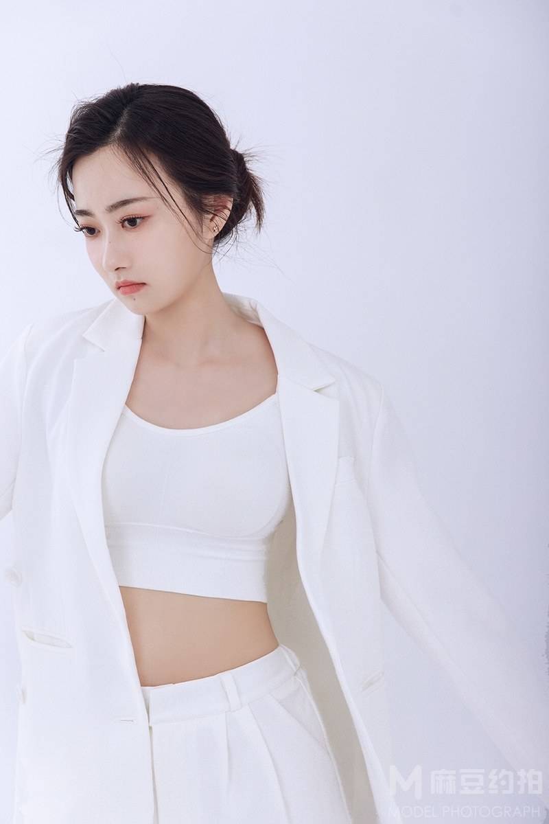 胶片模特