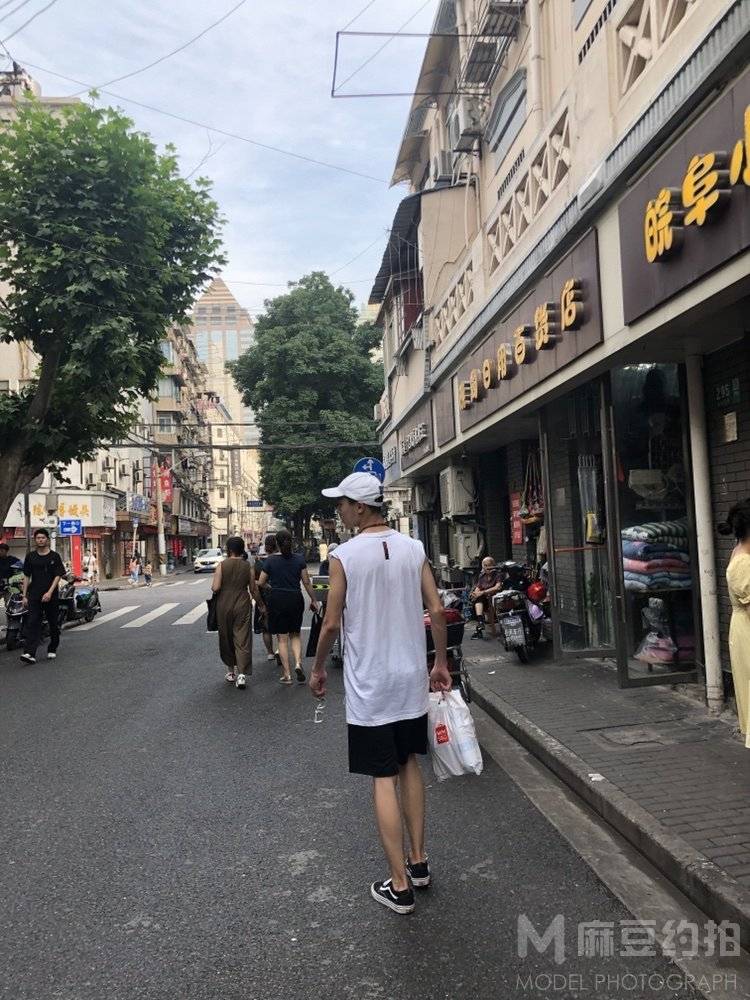 纪实模特