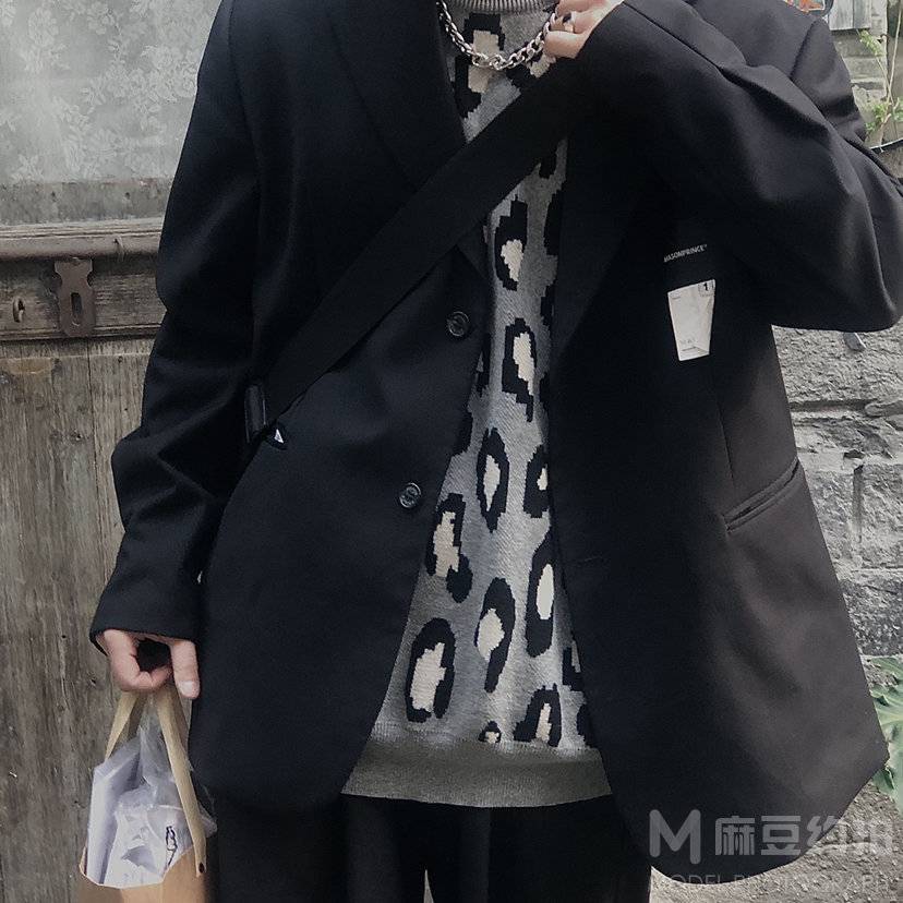 纪实模特