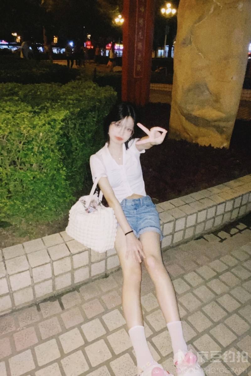 胶片模特