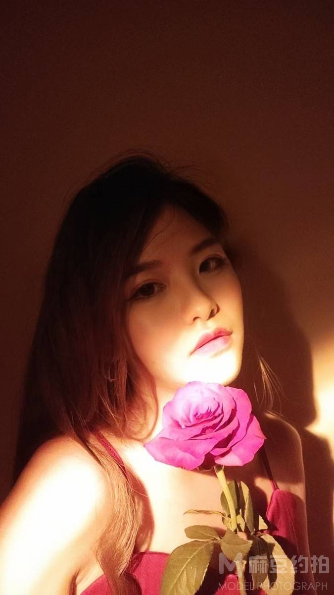 纪实模特
