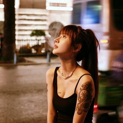 情绪模特