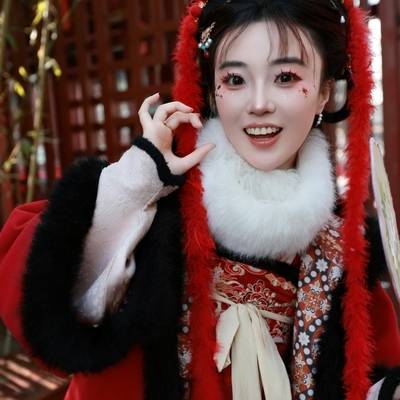 汉服模特