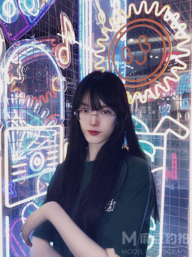 暗黑模特