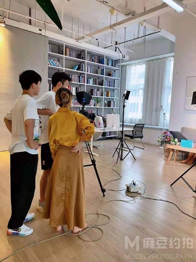 商务模特