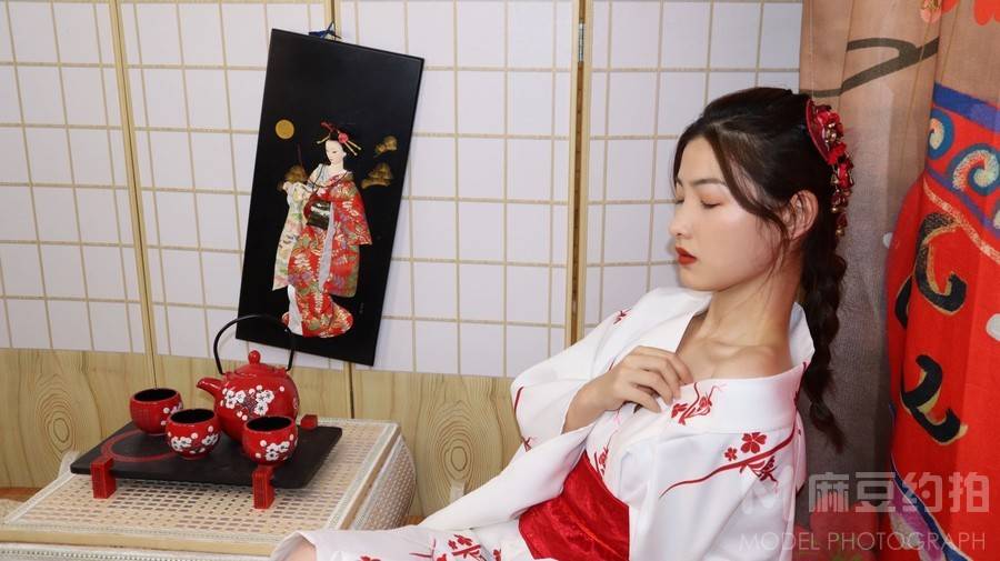 和服模特