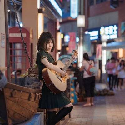 情绪模特
