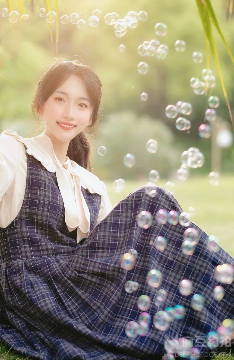 校园模特
