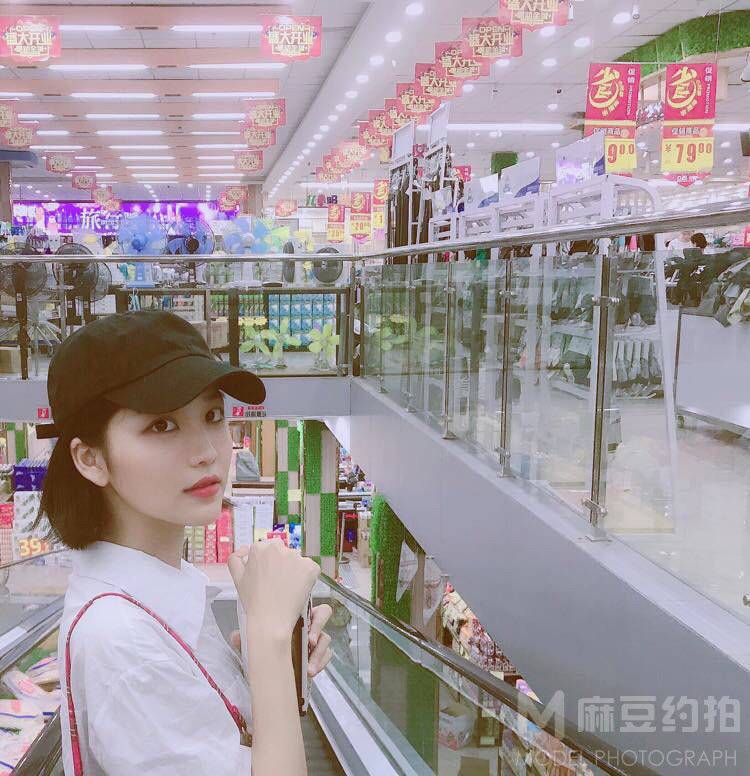 清新模特