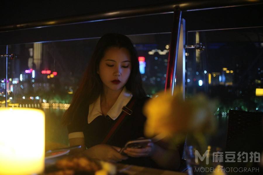 夜景模特