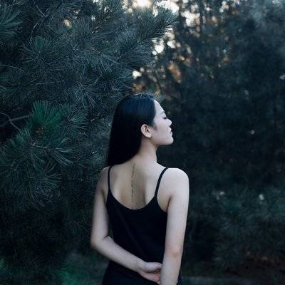 黑白模特