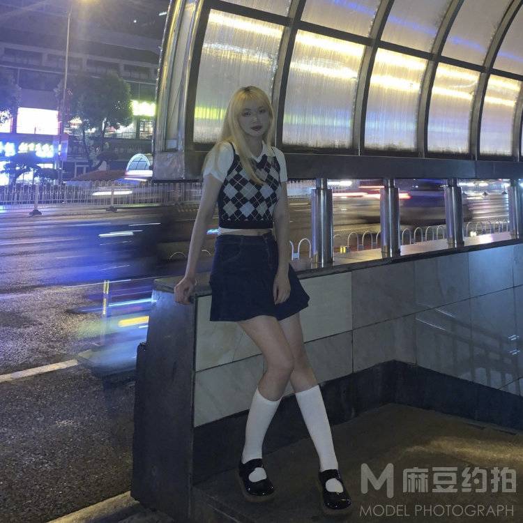 夜景模特