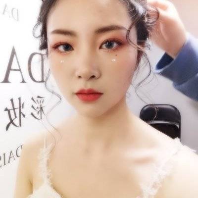 民国模特