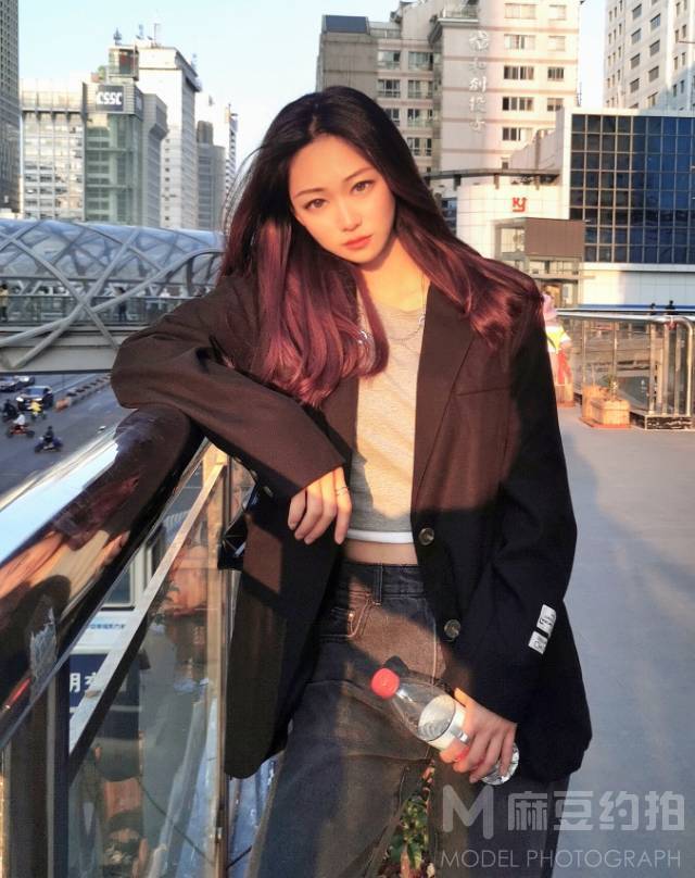 夜景模特