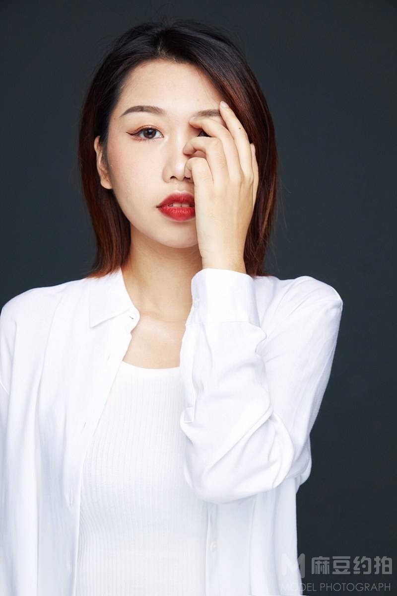 妆容模特