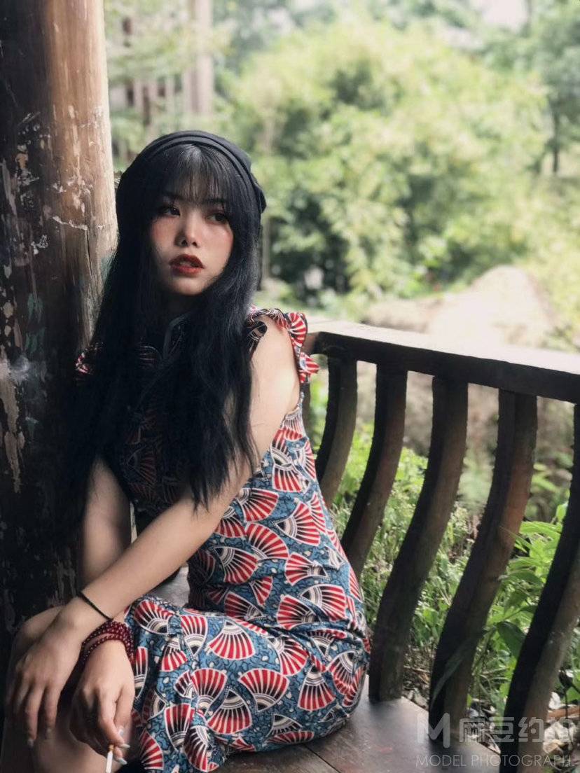 暗黑模特