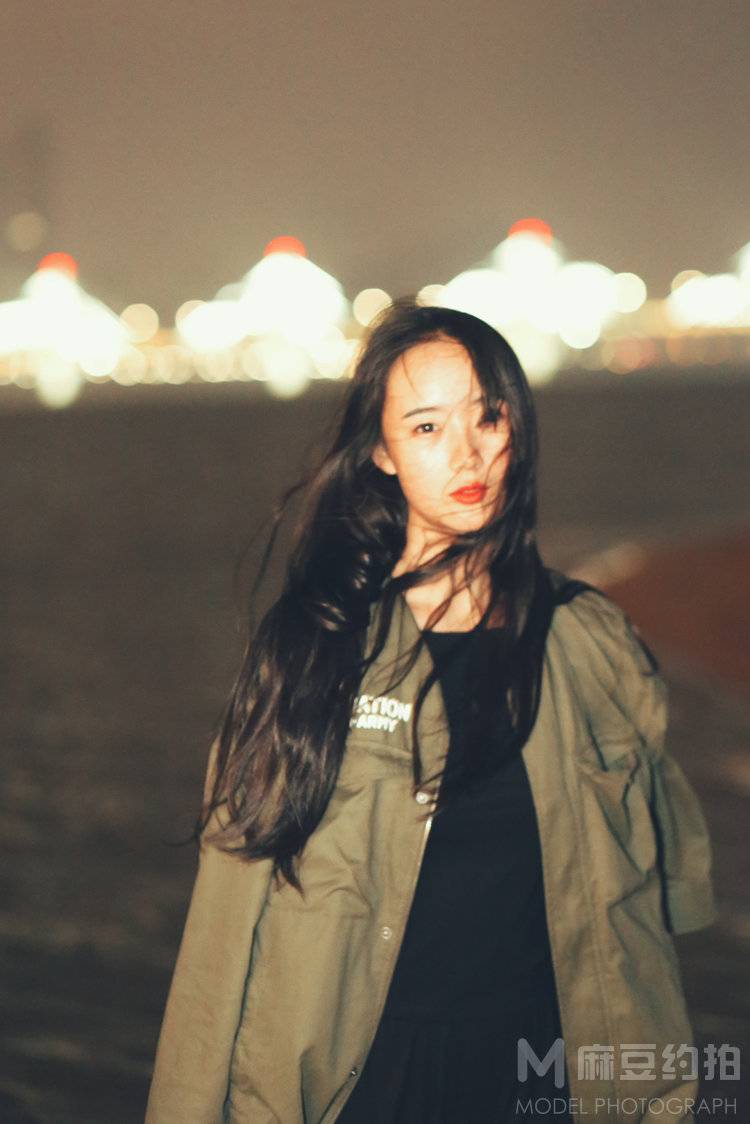 夜景模特