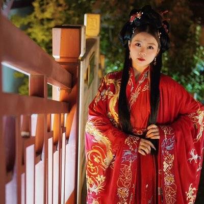 汉服模特