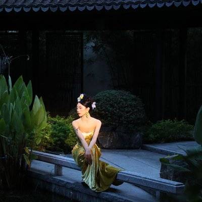 夜景模特